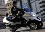 Piaggio MP3 Hybrid